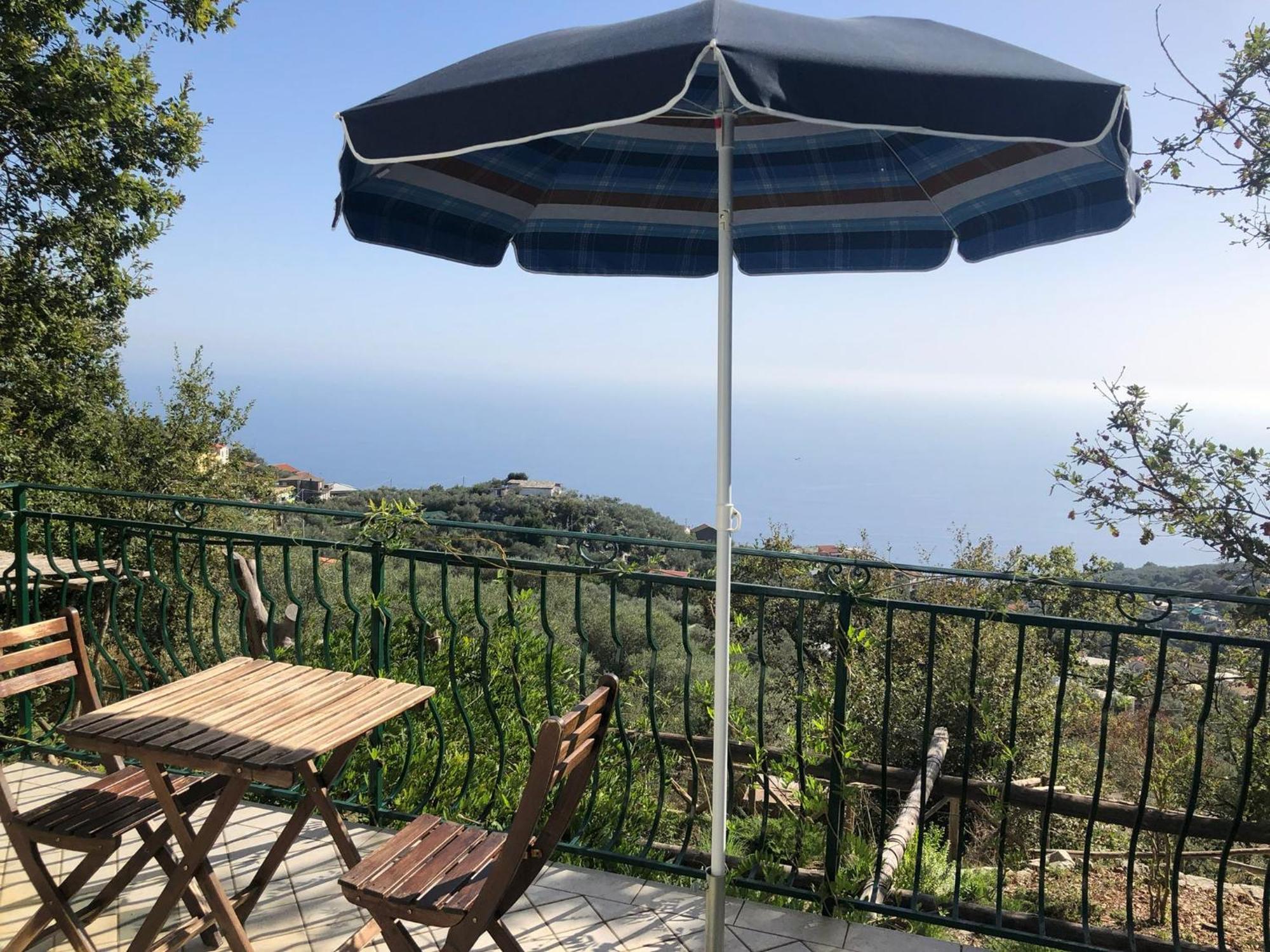 Groove'N'Grove Bed & Breakfast SantʼAgata sui Due Golfi Екстериор снимка
